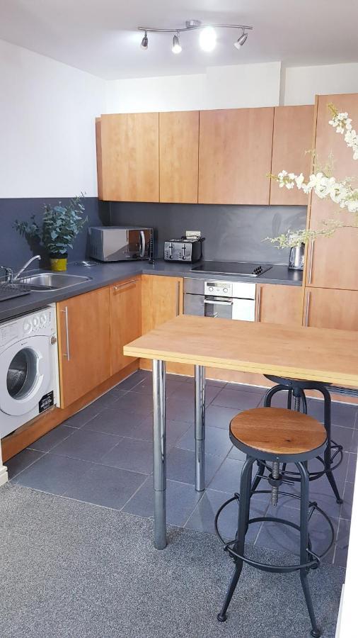 City Centre 1 Bed Apartment With Free On Site Parking With Cctv By Lets Relocations Birmingham Exteriör bild