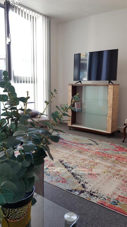 City Centre 1 Bed Apartment With Free On Site Parking With Cctv By Lets Relocations Birmingham Exteriör bild