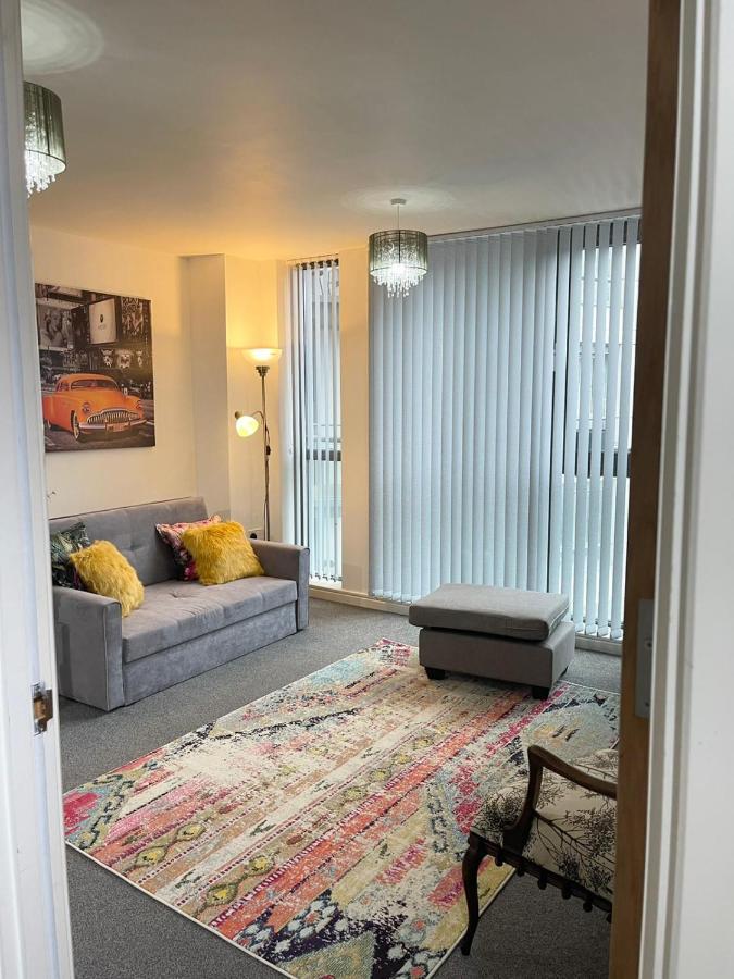 City Centre 1 Bed Apartment With Free On Site Parking With Cctv By Lets Relocations Birmingham Exteriör bild