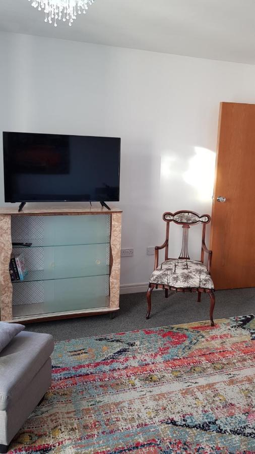 City Centre 1 Bed Apartment With Free On Site Parking With Cctv By Lets Relocations Birmingham Exteriör bild